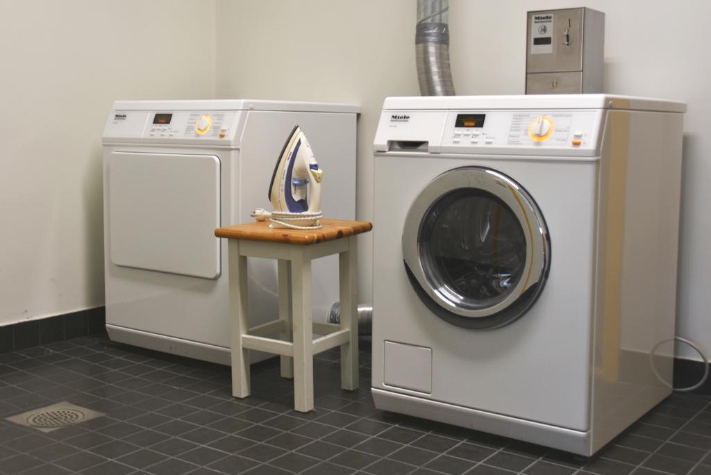 Saare Automatic Hostel بارنو المظهر الخارجي الصورة